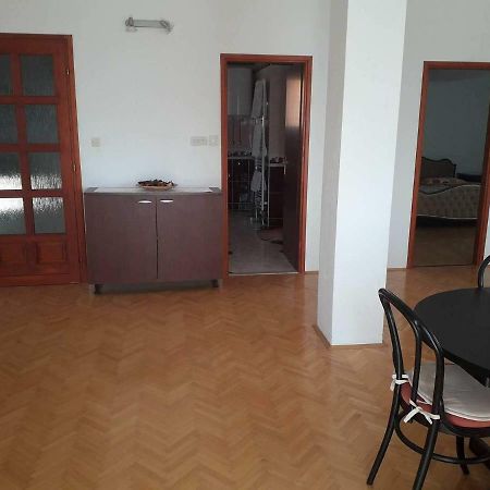 Apartmani "Alenka" Primošten Exterior foto
