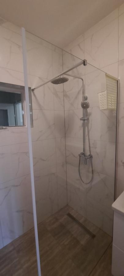 Apartmani "Alenka" Primošten Exterior foto