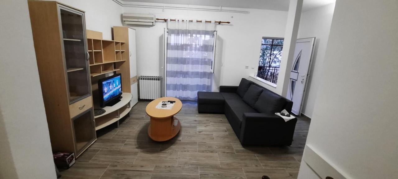 Apartmani "Alenka" Primošten Exterior foto